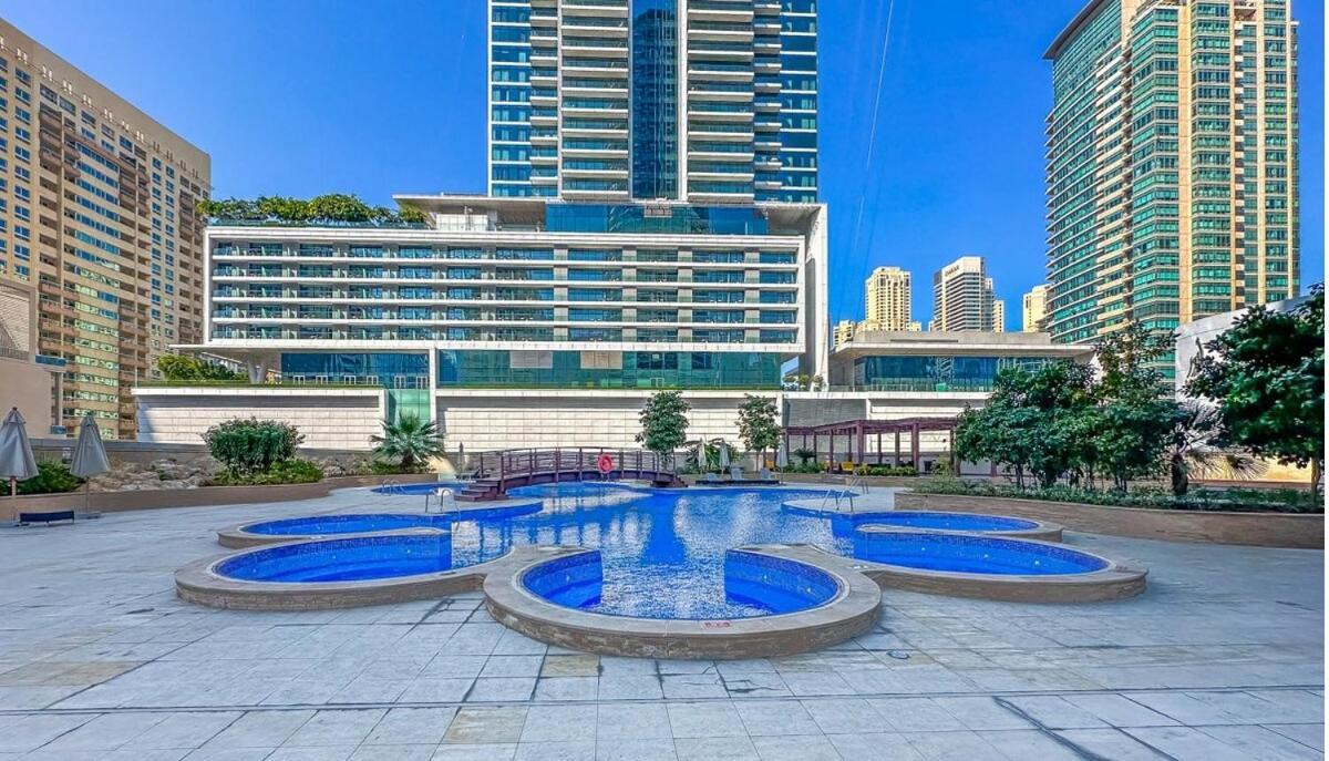 Holiday home Female - Girls Joyful Journeys - Girls Only Bedspace Dubai