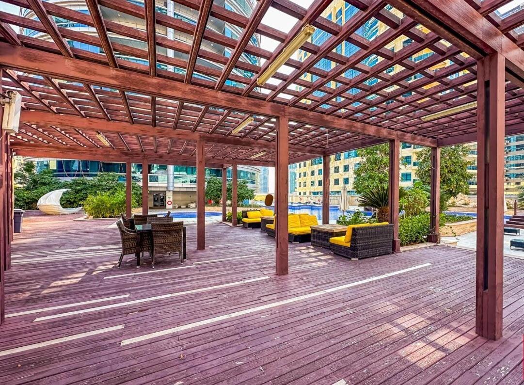Holiday home Female - Girls Joyful Journeys - Girls Only Bedspace Dubai